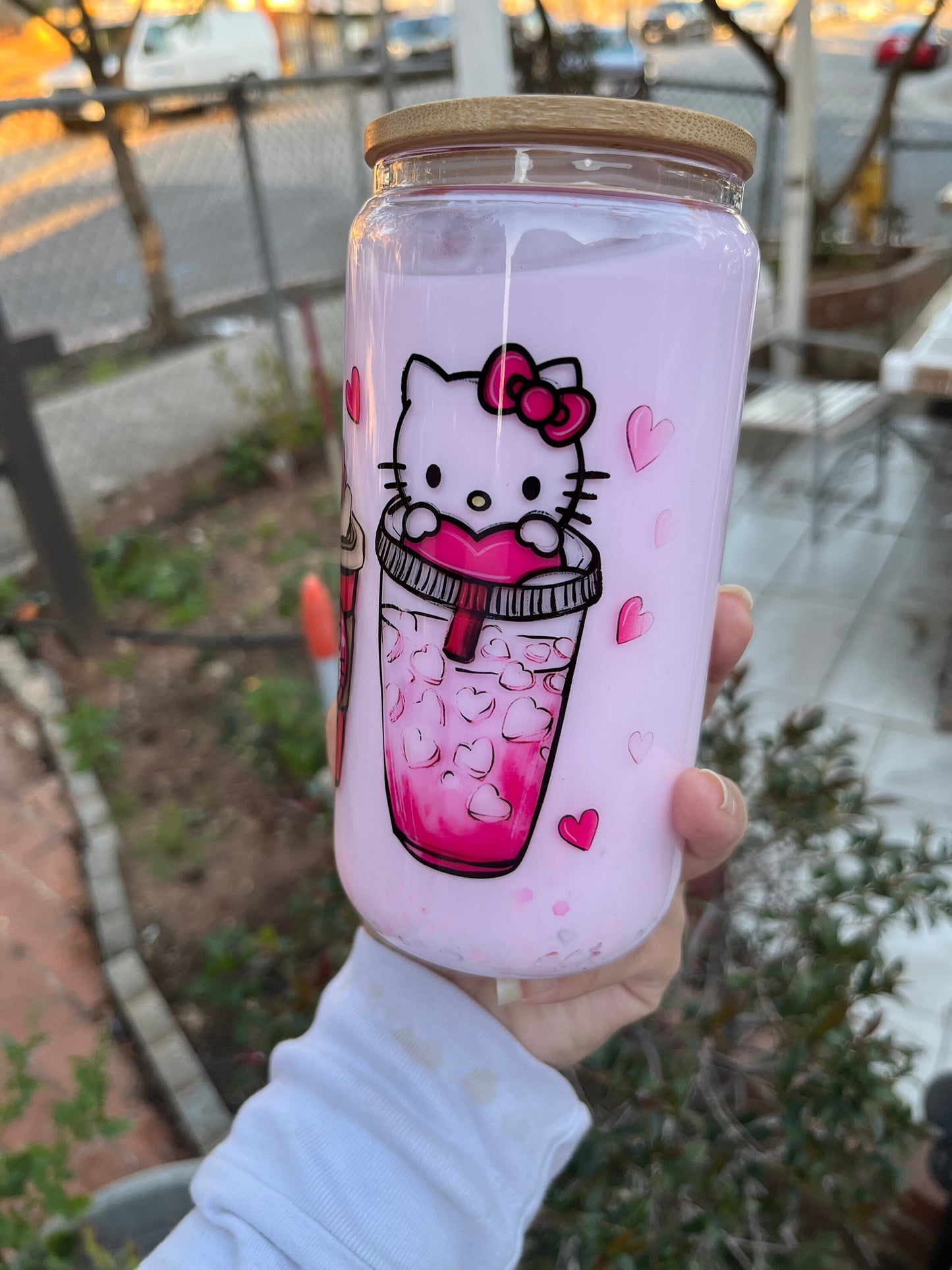 Hello Kitty Glass Can